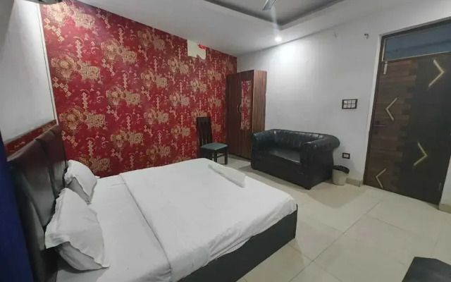 Hotel Vcr Inn