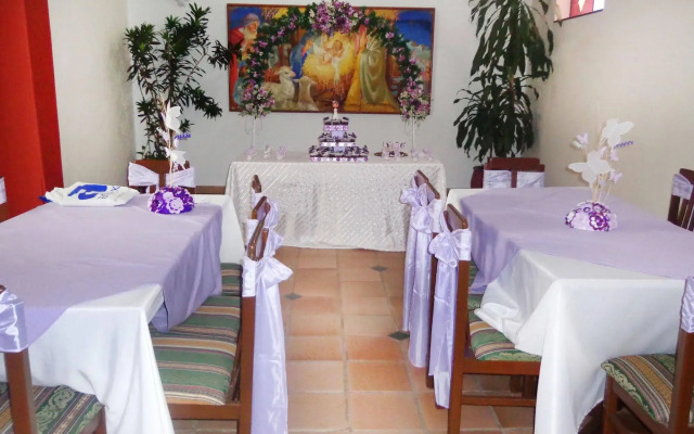 Boulevard del Rio Hotel