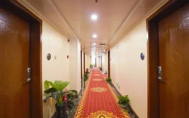 Specialty Business Hotel