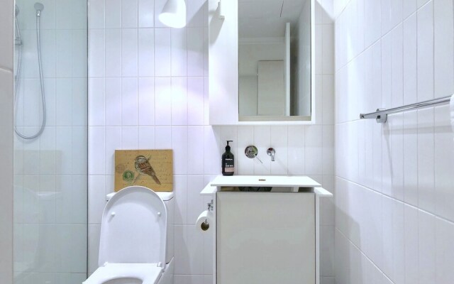Brand New Stunning Home with Garden