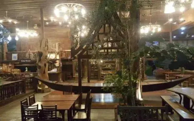 Ruean Mai Chai Khlong