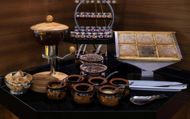 Mövenpick Hotel & Thermal Spa