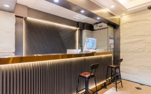 Guangzhou LeMee Hotel (Tianhe Passenger Transport Terminal)