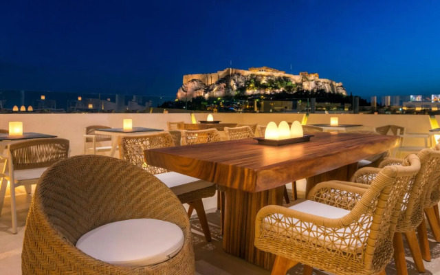 Central Athens Hotel