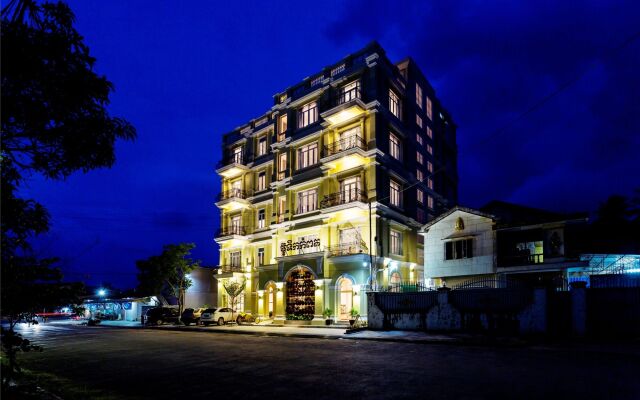 Boutique Kampot Hotel