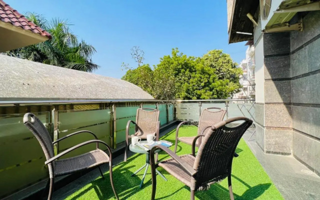 Olive Service Apartments - Green Park Main