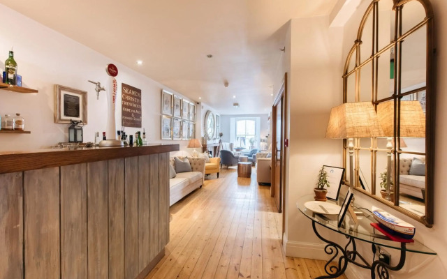 The Old Quay House Hotel