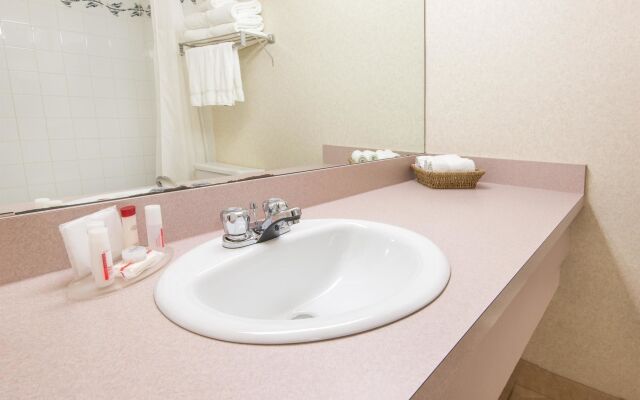 Ramada by Wyndham Lloydminster