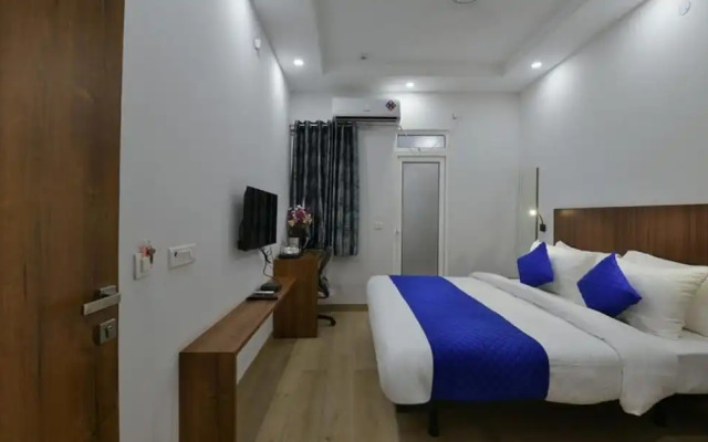 Hotel Emporio