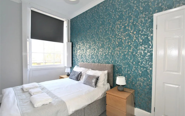 Albion Street Serviced Apartments