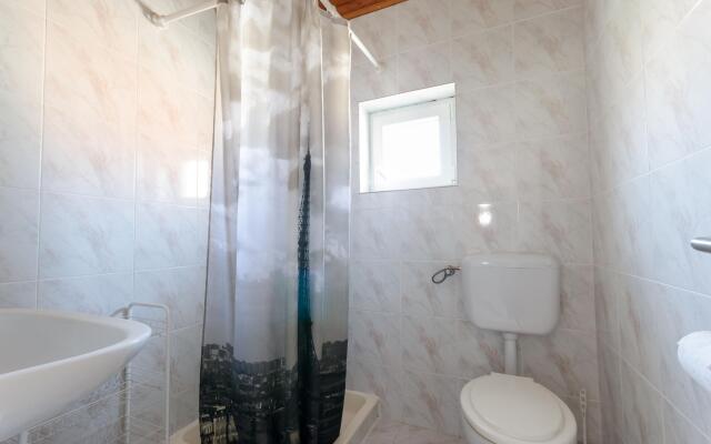 Apartments Anica F in Lopar - island Rab