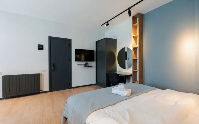 Stones Throw Apartments