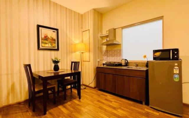 Bluo Sohna Road - Balcony Garden Gym