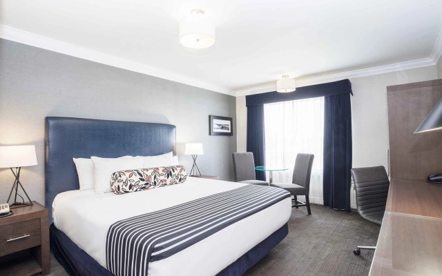 Sandman Signature Prince George Hotel