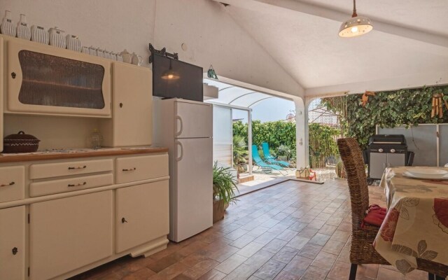 Beautiful Home in Vodnjan With Wifi and 4 Bedrooms