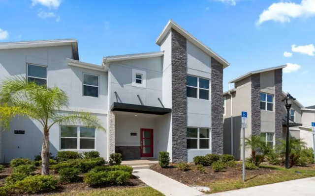 Outstanding 5bdr Disney Vacation