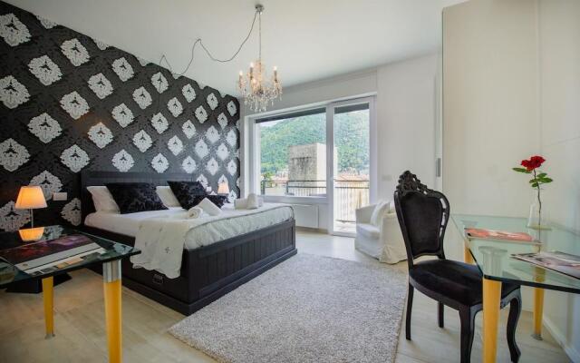 Victoria Apartment