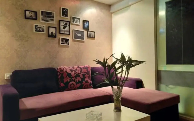 Nanjing Zeyi Projector Apartment