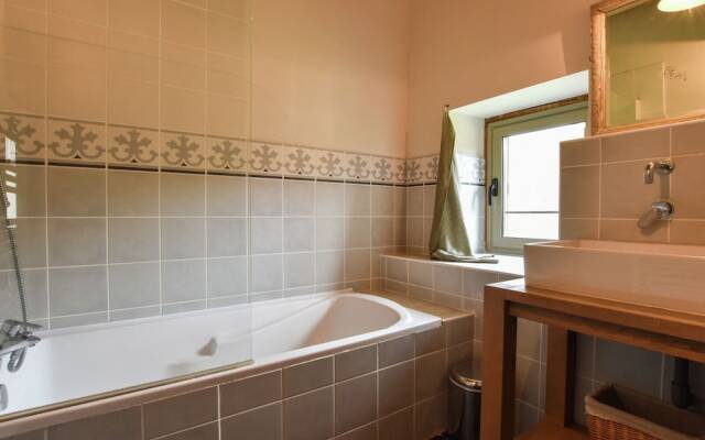 Farmhouse in Pyrenees With Pool