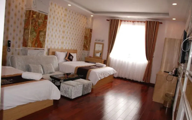 Queen Villa 2 Hotel