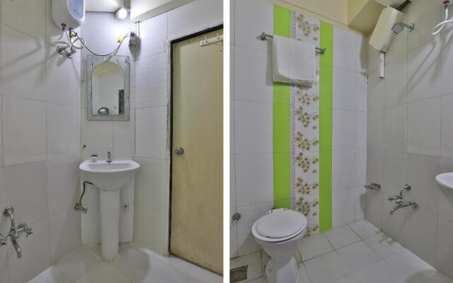 Collection O 46718 Hotel Dev Palace