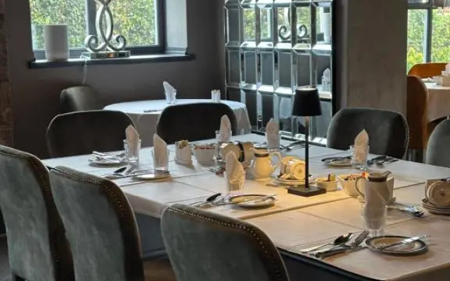 The Q Hotel