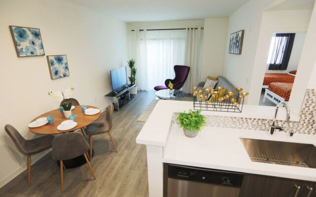 Hollywood Walk Residences