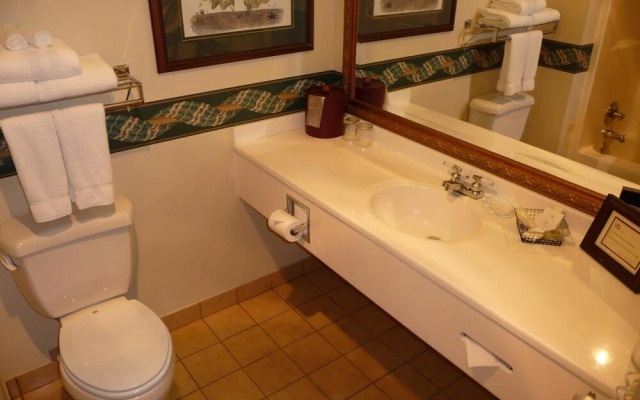 Fairhaven Village Inn