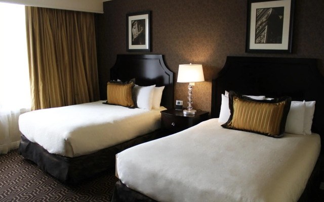 Hotel Julien Dubuque