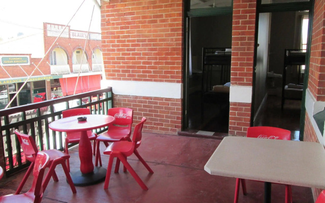 Maclean Hotel