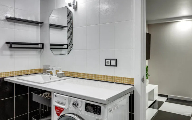 Апартаменты Фамилия Делюкс на улице Строителей, д.3