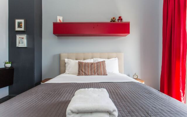 Mccormick Place Guest House