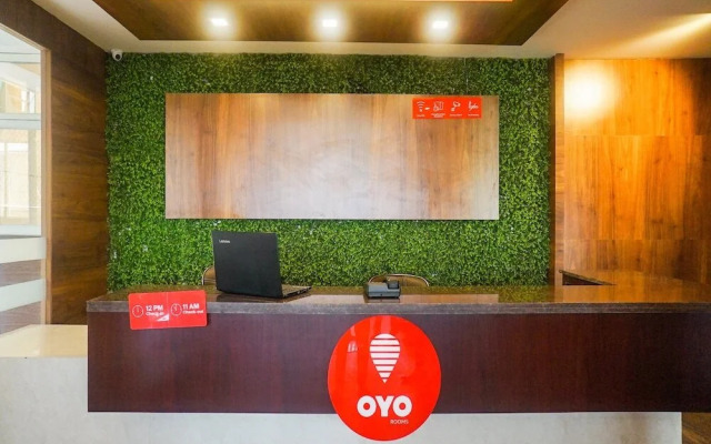 Hotel Twin Towers 1 By OYO Rooms