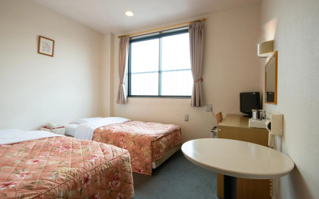 Hotel Hana – Guest Rooms – Takayama