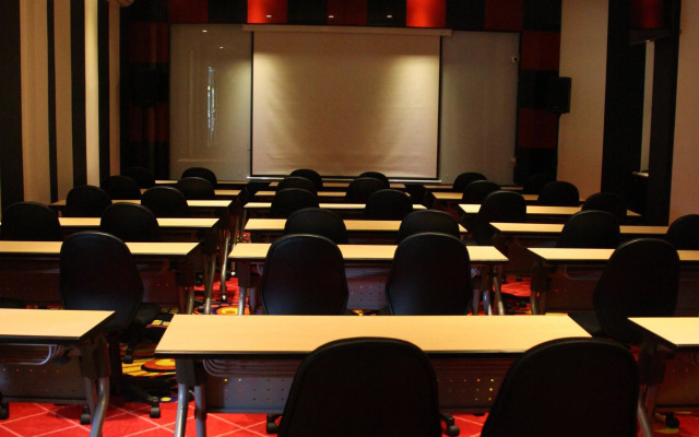 Swiss-Belcourt Makassar