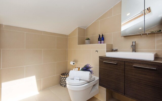 The Dunworth Mews Apartment - ANB