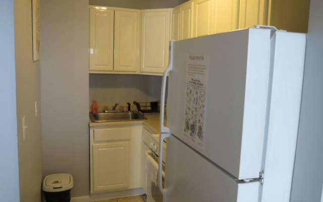 Uptown Manhattan Deluxe Apartments