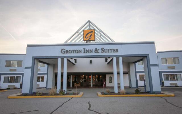 Groton Inn & Suites