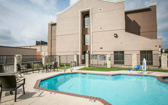 Comfort Suites Austin NW Lakeline
