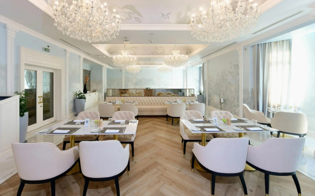 Al Aziziyah Boutique Hotel By The Torch