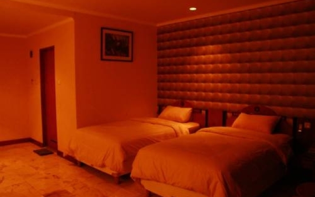 Hotel Agraha