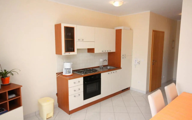 Apartments by the sea Vinisce, Trogir - 5229