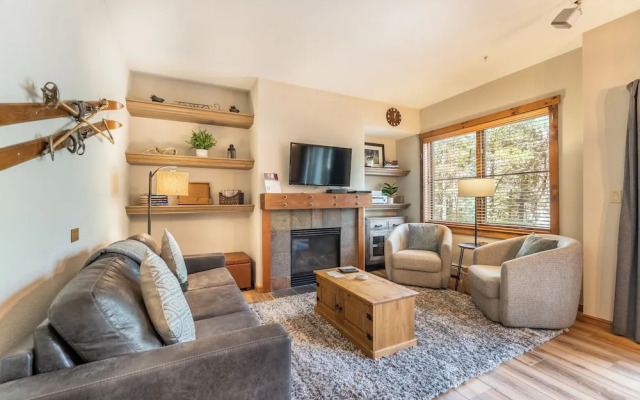 Seasons at Keystone #1836