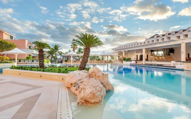 Caracol Bay Cancun by Ypj