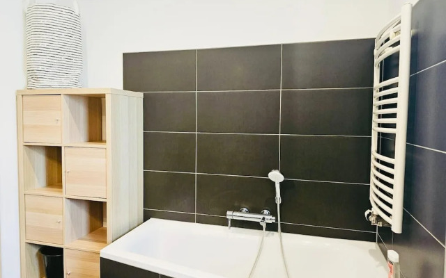 Two bedrooms with parking in Hesperange