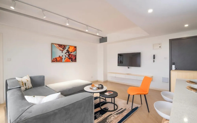 Laurel Hill Suites