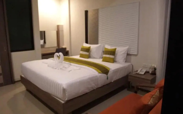 Chatnipa Beach Resort