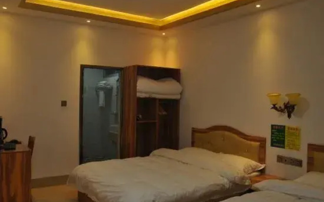Dahua Fashion Marina Hotel