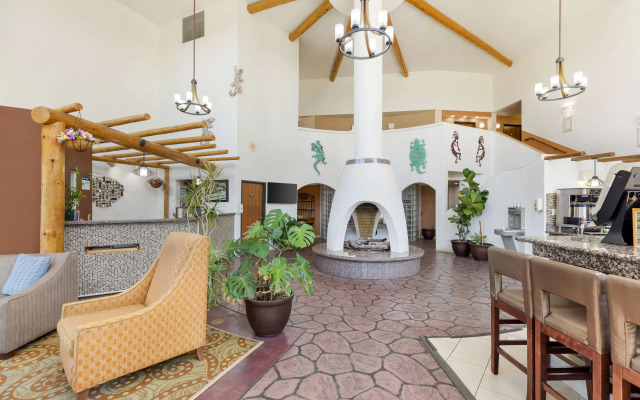 Best Western Kiva Inn