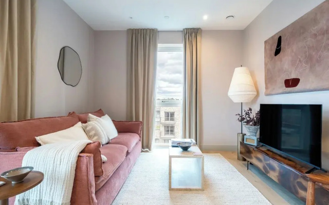 Contemporary City Escape